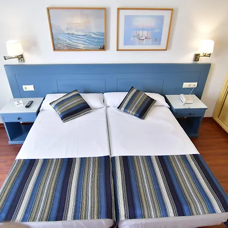 Urban Costa 4*