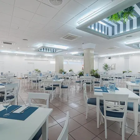 Urban Costa 4*