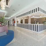 Urban Costa Hotel