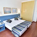 Urban Costa 4*