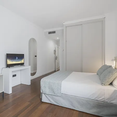 Urban Costa Hotel